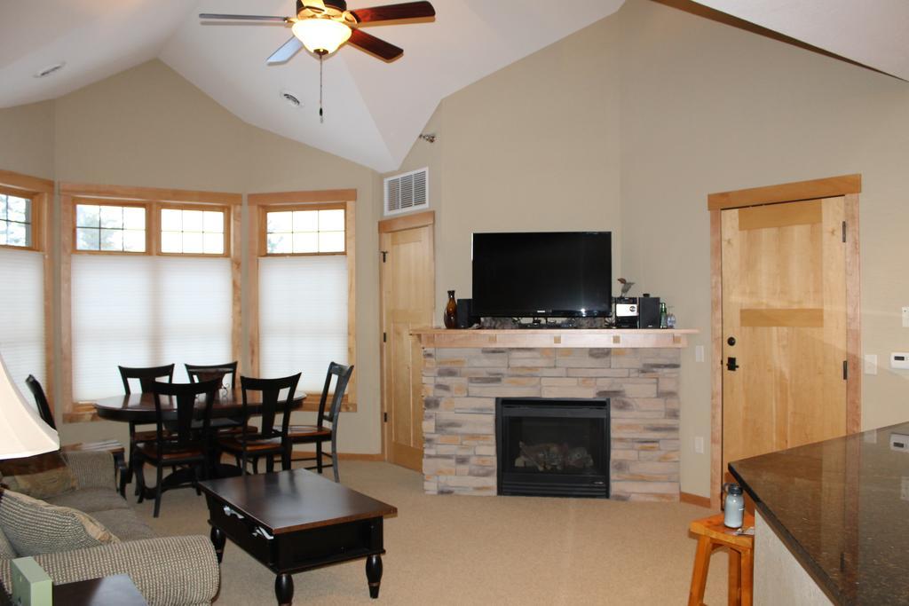 Northernaire Resort Three Lakes Exterior photo