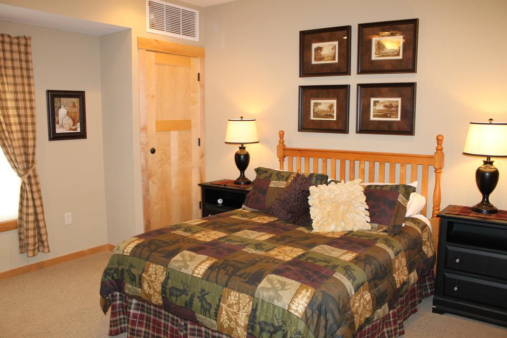 Northernaire Resort Three Lakes Exterior photo